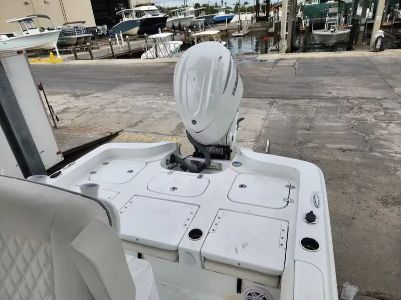 Slide: The Image of Sea Hunt BX 25 FS 2026 - 5