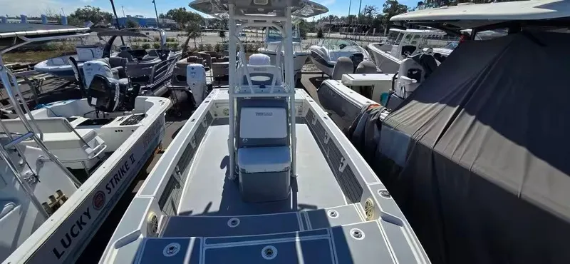 Slide: The Image of Pathfinder 2500 Hybrid 2020 - 9