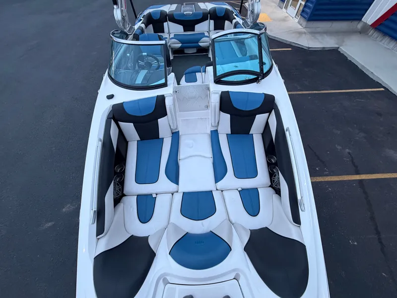 Slide: The Image of MasterCraft XStar 2013 - 17