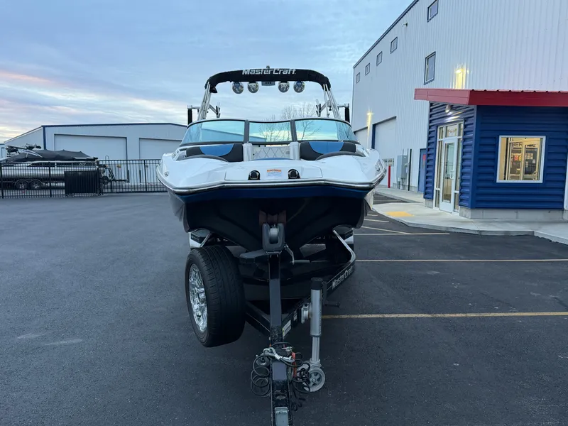 Slide: The Image of MasterCraft XStar 2013 - 4