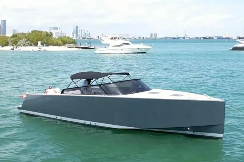 The Image of 2014 VanDutch 40 yacht on the water. - 1