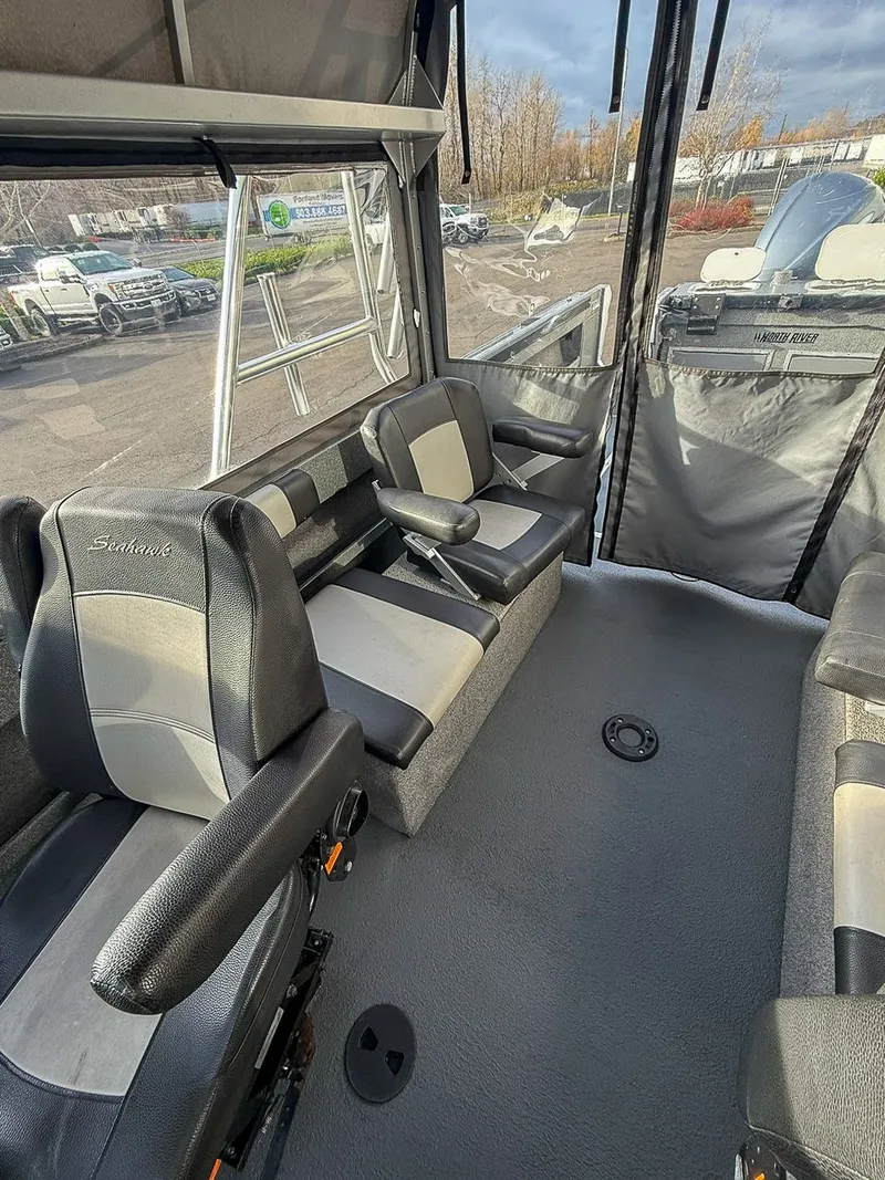 Slide: The Image of North River 23' Seahawk 2022 - 10