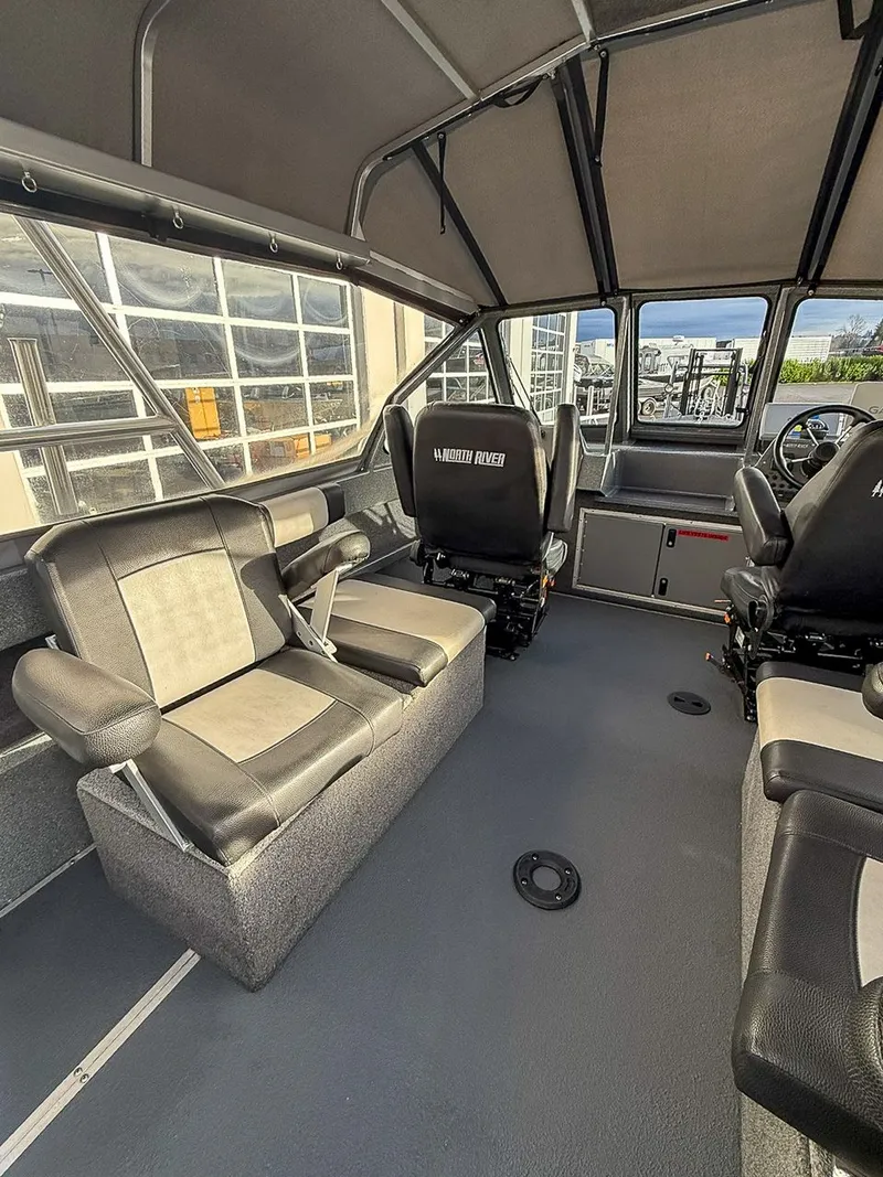 Slide: The Image of North River 23' Seahawk 2022 - 11