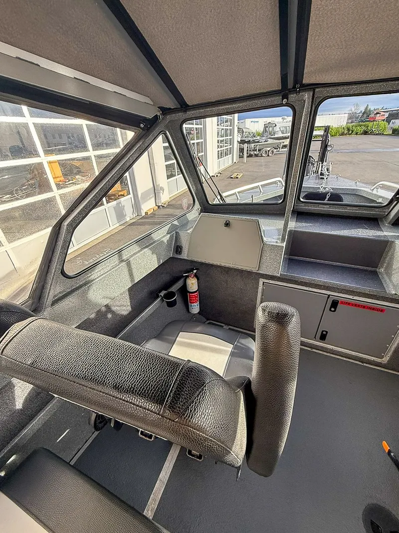 Slide: The Image of North River 23' Seahawk 2022 - 9