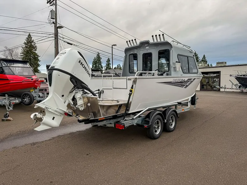 Slide: The Image of Hewescraft 220 Ocean Pro Hardtop 2025 - 3