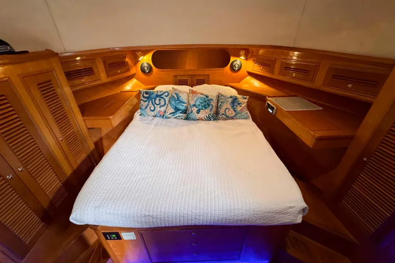 Slide: The Image of Luxurious cabin interior of 2007 Albin 45 Command Bridge with cozy bed and wooden finish. - 24