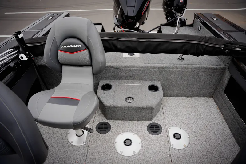 Slide: The Image of Tracker V19 2024 - 31