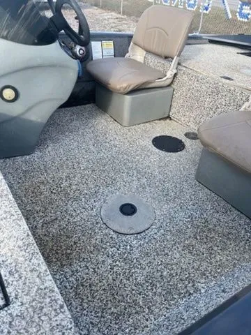 Slide: The Image of Bass Tracker Pro Team 175 2015 - 4