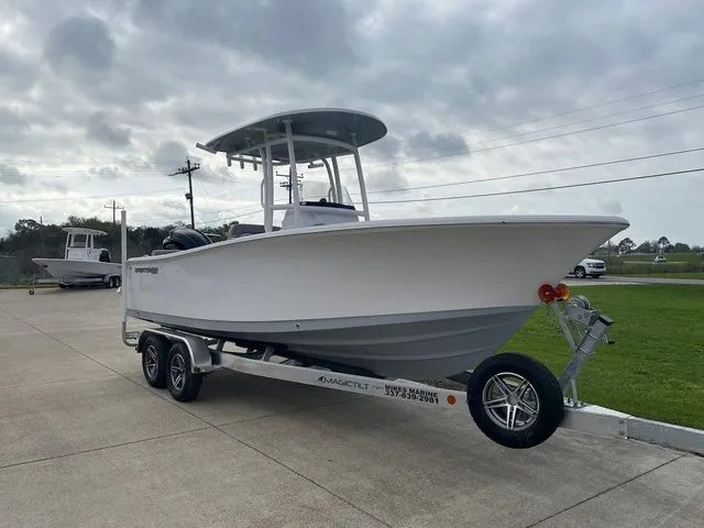 Slide: The Image of Sportsman Heritage 231 Center Console 2023 - 4