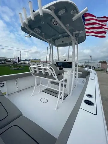 Slide: The Image of Sportsman Heritage 231 Center Console 2023 - 9