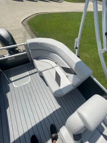 Slide: The Image of SunCatcher Select 20RC 2023 - 10