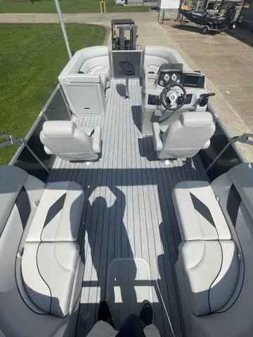 Slide: The Image of SunCatcher Select 20RC 2023 - 13