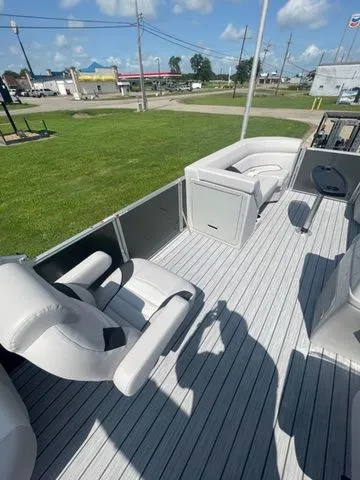 Slide: The Image of SunCatcher Select 20RC 2023 - 15