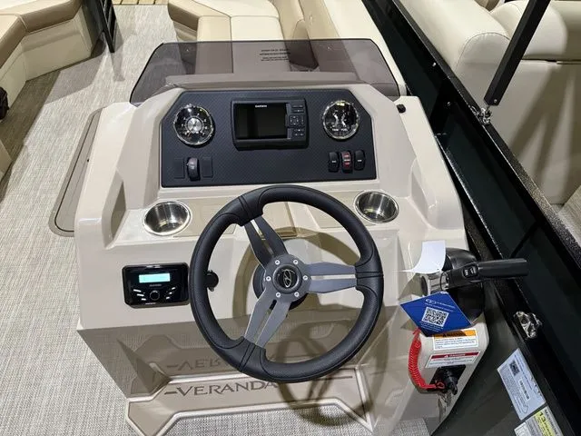 Slide: The Image of Veranda Vista View 22RC W/Yamaha 150 No Trailer 2026 - 10