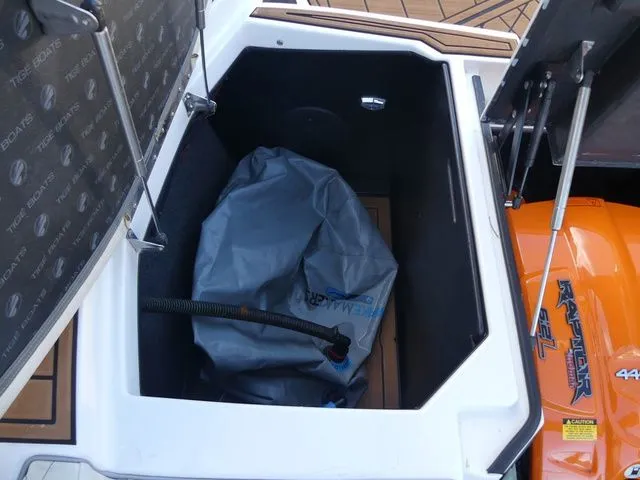 Slide: The Image of Tigé RZX 2016 - 20