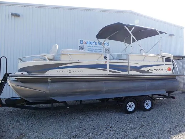 The Image of Tracker Sun Tracker Party Barge 22 2008 - 1