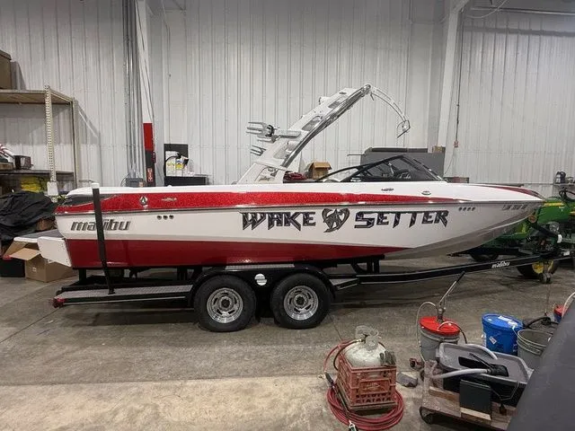 Slide: The Image of Malibu Wakesetter 23 LSV 2013 - 3