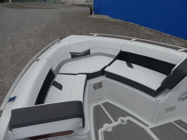 Slide: The Image of Monterey Elite 27 OB 2026 - 15