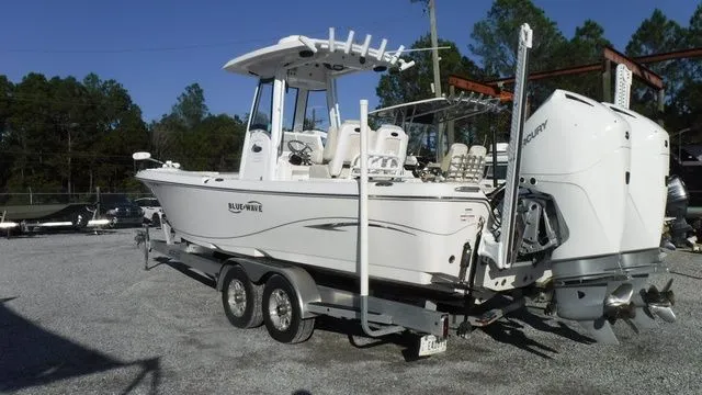 Slide: The Image of Blue Wave 2800 Makaira 2021 - 2