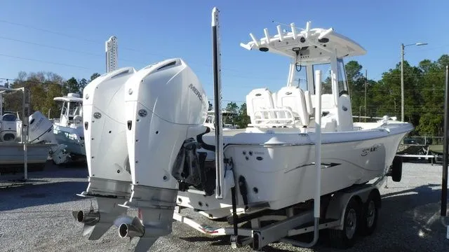 Slide: The Image of Blue Wave 2800 Makaira 2021 - 5