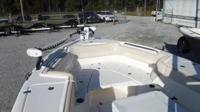 Slide: The Image of Blue Wave 2800 Makaira 2021 - 8