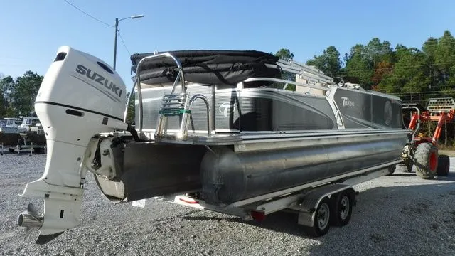 Slide: The Image of Tahoe LTZ Cruise 24' 2018 - 4