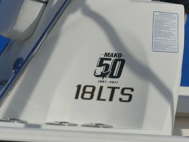 Slide: The Image of Mako 18 LTS 2017 - 9