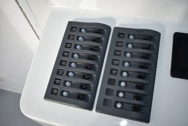 Slide: The Image of Steiger Craft 28 Fisherman 2026 - 44