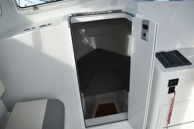 Slide: The Image of Steiger Craft 28 Fisherman 2026 - 48