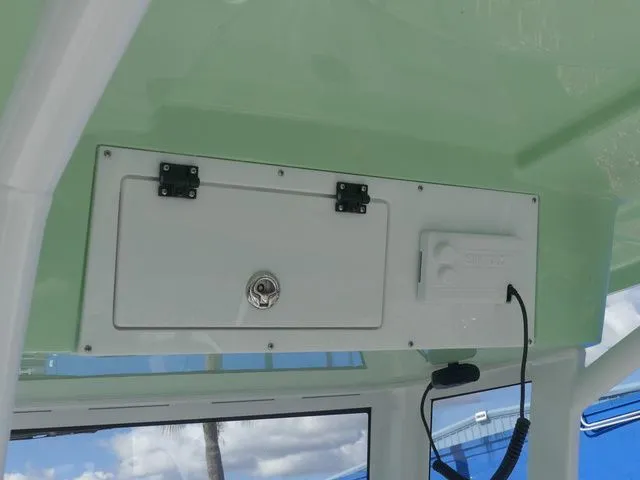 Slide: The Image of Sea Pro 245FLX Sandbar 2026 - 25