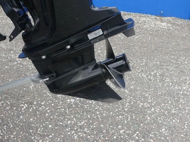 Slide: The Image of Sun Tracker Bass Buggy 18 DLX 2023 - 12