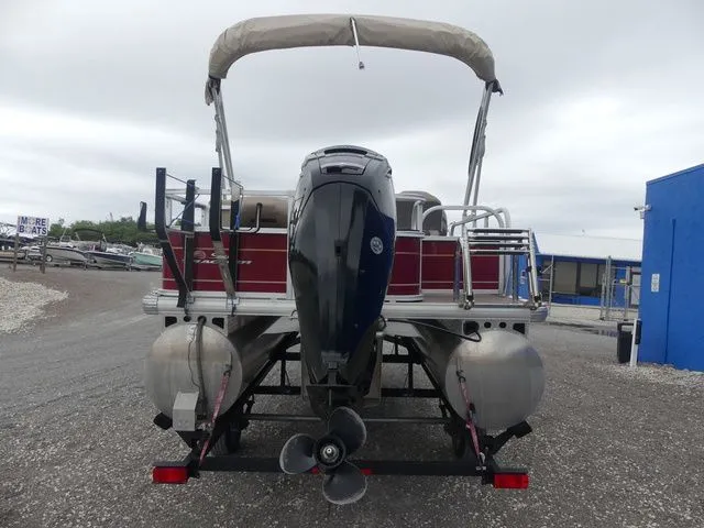 Slide: The Image of Sun Tracker Bass Buggy 18 DLX 2023 - 5