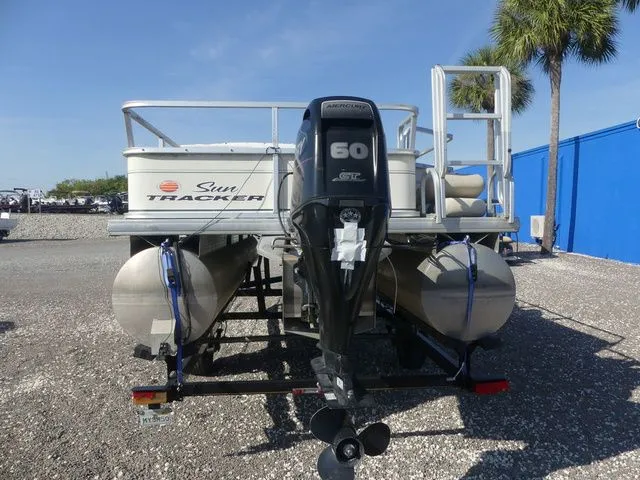 Slide: The Image of Sun Tracker Fishin Barge 20 2005 - 5