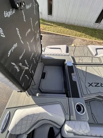 Slide: The Image of Tigé 22RZX 2026 - 9