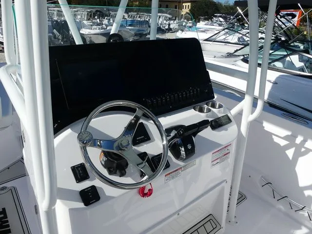 Slide: The Image of Twin Vee 240 Center Console GFX 2026 - 10