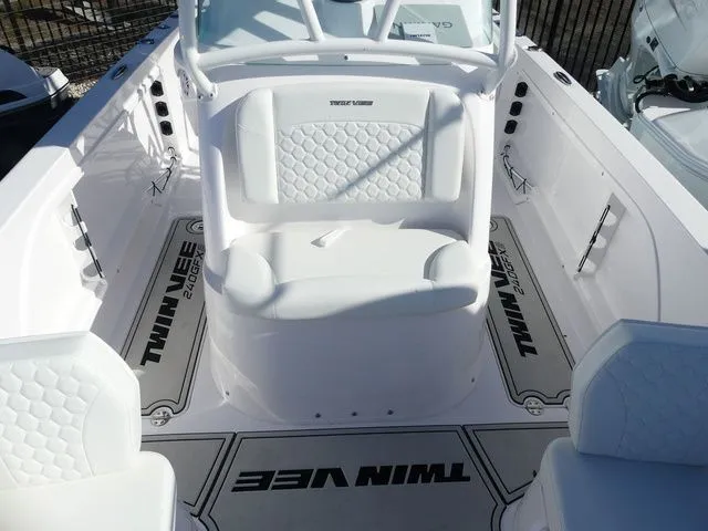 Slide: The Image of Twin Vee 240 Center Console GFX 2026 - 15