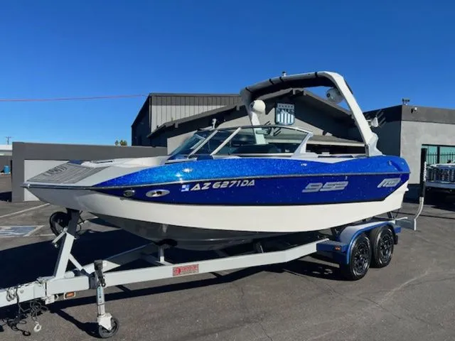 Slide: The Image of MB Sports B52 21 2018 - 2