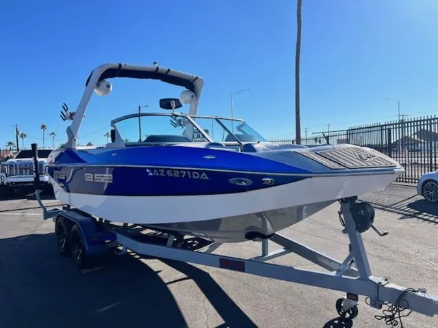 Slide: The Image of MB Sports B52 21 2018 - 4