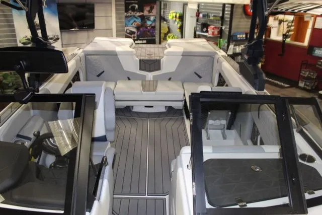 Slide: The Image of Nautique Super Air Nautique GS22 2026 - 14