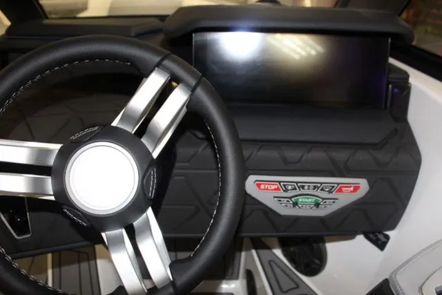 Slide: The Image of Nautique Super Air Nautique GS22 2026 - 24