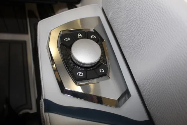 Slide: The Image of Nautique Super Air Nautique GS22 2026 - 28