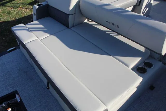 Slide: The Image of Harris CRUISER 230 SL 2026 - 14