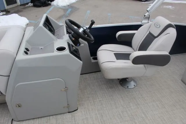 Slide: The Image of Harris Cruiser 230 CS 2022 - 11