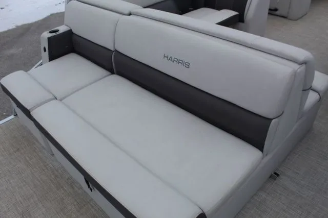 Slide: The Image of Harris Cruiser 230 CS 2022 - 13