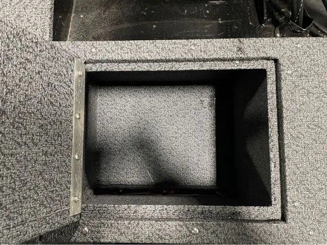 Slide: The Image of Lund Rebel XL 1650 Sport SE 2026 - 20