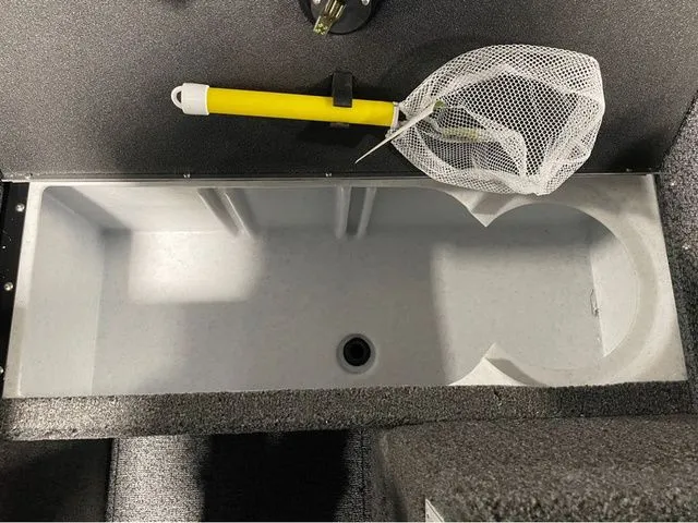 Slide: The Image of Lund Rebel XL 1650 Sport SE 2026 - 23