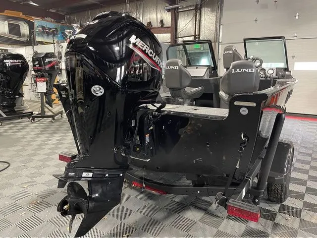 Slide: The Image of Lund Rebel XL 1650 Sport SE 2026 - 5