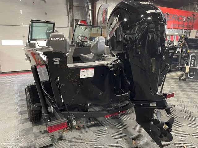 Slide: The Image of Lund Rebel XL 1650 Sport SE 2026 - 6