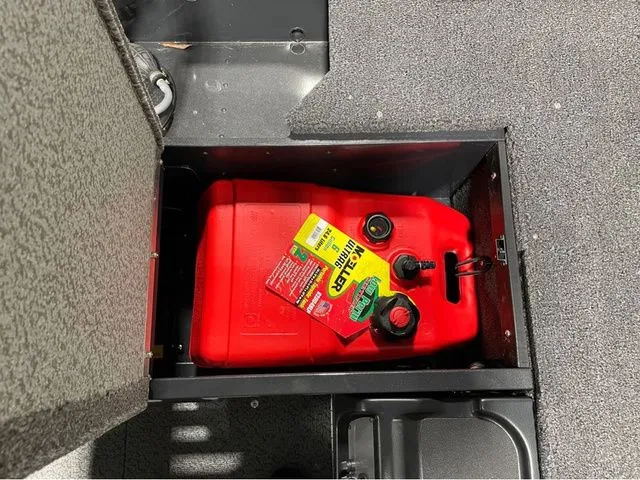 Slide: The Image of Lund Angler 1650 Tiller 2026 - 19