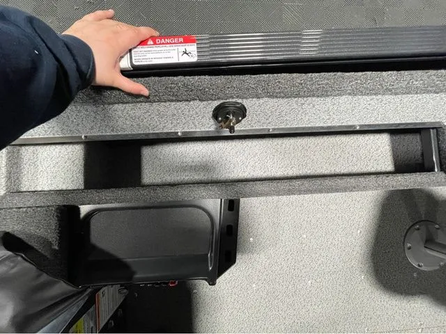 Slide: The Image of Lund Angler 1650 Tiller 2026 - 21